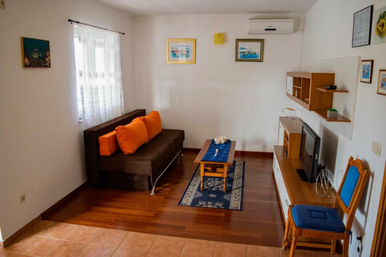 Kuca Za Odmor Dijana Villa Gornje Selo Екстериор снимка