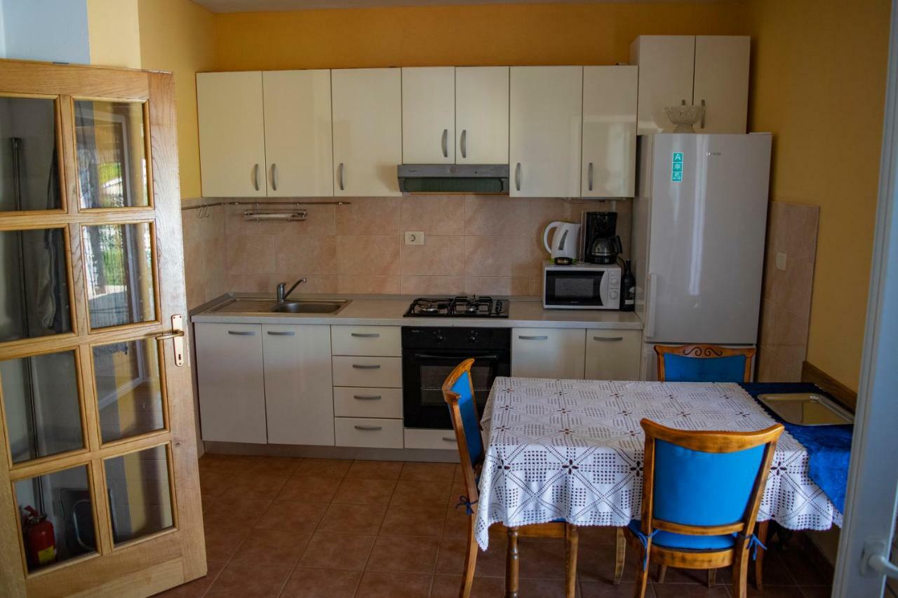 Kuca Za Odmor Dijana Villa Gornje Selo Екстериор снимка